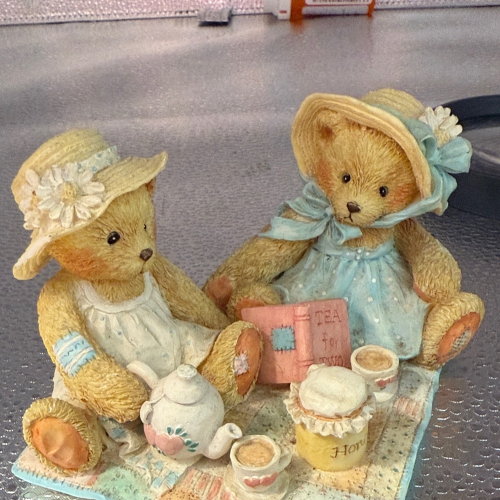 Cherished Teddies Freda and Tina adorable Tea Party - Picture 3 of 12